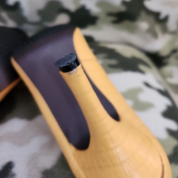 Women's Coup D'etat High Heels - Picture 7 of 12